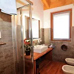 مزرعة للإقامة Adda Vegia Buglio in Monte