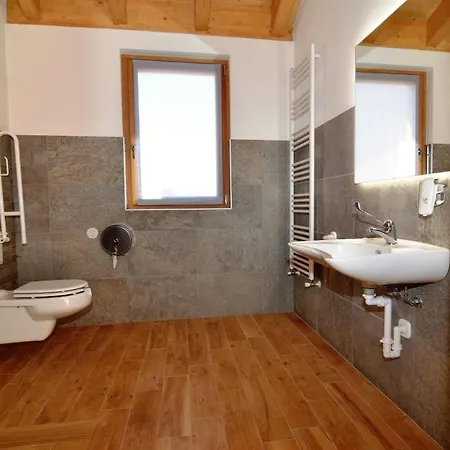 Alloggio per agriturismo Adda Vegia *